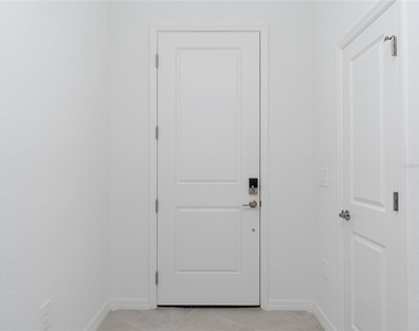 11470 Burgundy Drive - Photo Thumbnail 13
