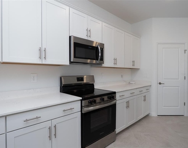 11470 Burgundy Drive - Photo Thumbnail 23