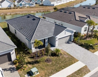 11470 Burgundy Drive - Photo Thumbnail 9