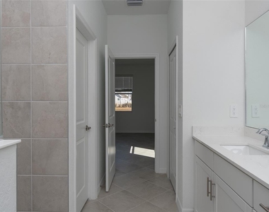 11470 Burgundy Drive - Photo Thumbnail 42
