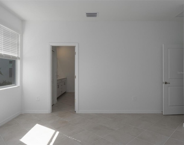 11470 Burgundy Drive - Photo Thumbnail 36