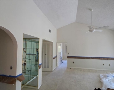 6101 34th St W - Photo Thumbnail 16