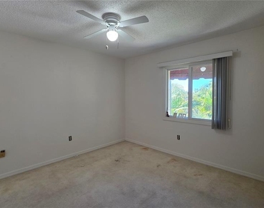 6101 34th St W - Photo Thumbnail 10