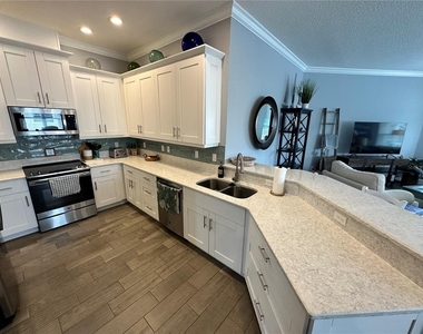7730 34th Ave W - Photo Thumbnail 2
