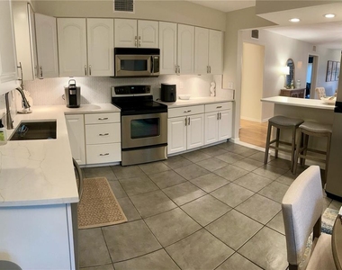 8626 54th Avenue W - Photo Thumbnail 9