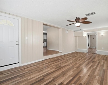 3022 Hickory Street Nw - Photo Thumbnail 12