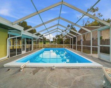 3022 Hickory Street Nw - Photo Thumbnail 35
