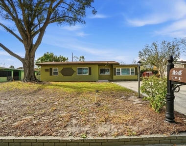 3022 Hickory Street Nw - Photo Thumbnail 1