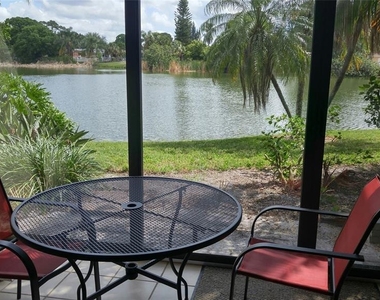 5677 Ashton Lake Drive - Photo Thumbnail 3