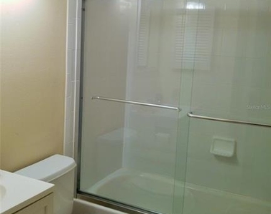 5677 Ashton Lake Drive - Photo Thumbnail 6