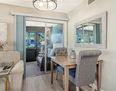 712 White Pine Tree Road - Photo Thumbnail 6