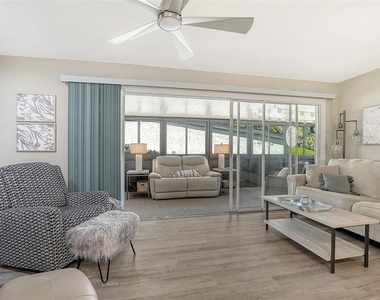 712 White Pine Tree Road - Photo Thumbnail 7