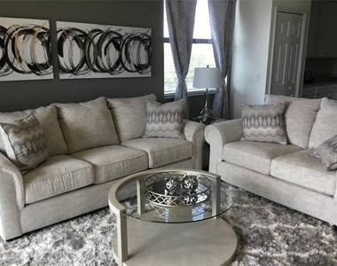 17510 Gawthrop Drive - Photo Thumbnail 9