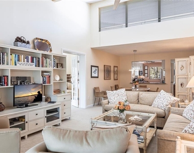 1531 Clower Creek Drive - Photo Thumbnail 7