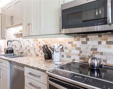 1531 Clower Creek Drive - Photo Thumbnail 11