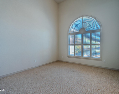 2066 Paseo Del Prado - Photo Thumbnail 6