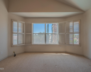 2066 Paseo Del Prado - Photo Thumbnail 29