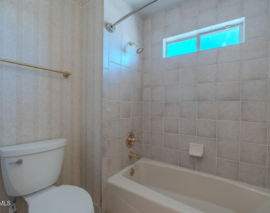 2066 Paseo Del Prado - Photo Thumbnail 38