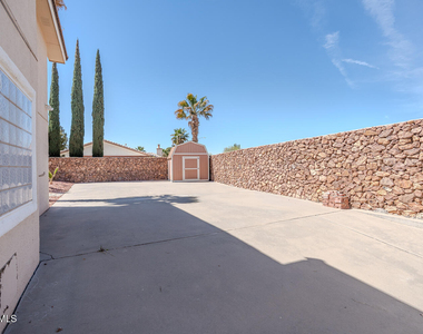 2066 Paseo Del Prado - Photo Thumbnail 47