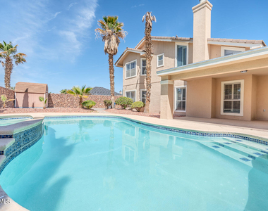 2066 Paseo Del Prado - Photo Thumbnail 42