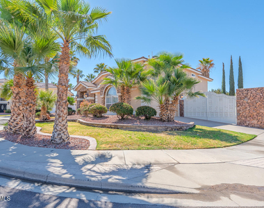 2066 Paseo Del Prado - Photo Thumbnail 1