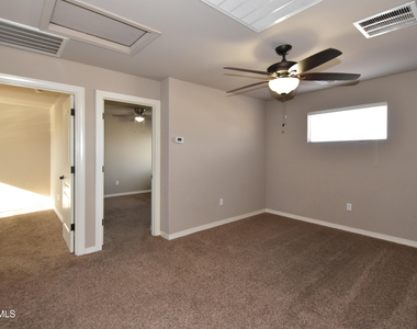 300 Saltford Place - Photo Thumbnail 37