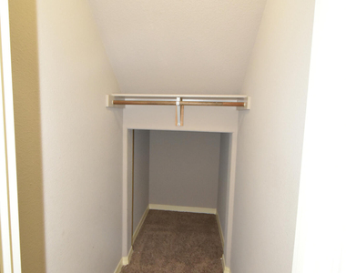 300 Saltford Place - Photo Thumbnail 35