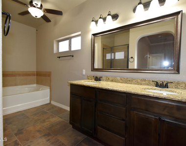 300 Saltford Place - Photo Thumbnail 25