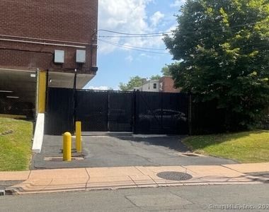 873 West Boulevard - Photo Thumbnail 7