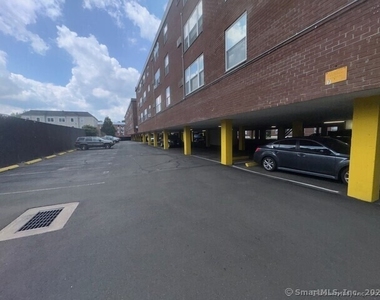 873 West Boulevard - Photo Thumbnail 9