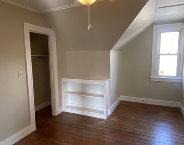 88 Belleview Avenue - Photo Thumbnail 10