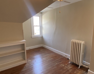 88 Belleview Avenue - Photo Thumbnail 12
