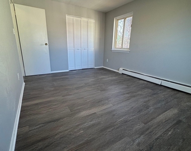 129 Black Rock Avenue - Photo Thumbnail 2