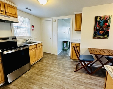 59 Hanford Avenue - Photo Thumbnail 8
