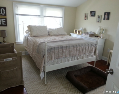 356 Townsend Avenue - Photo Thumbnail 14