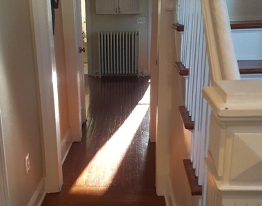 356 Townsend Avenue - Photo Thumbnail 2