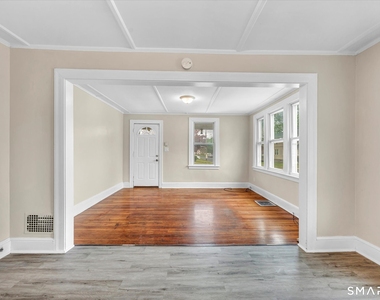 128-130 Sisson Street - Photo Thumbnail 6