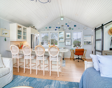 114 Jupiter Point Road - Photo Thumbnail 8