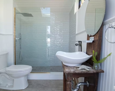 114 Jupiter Point Road - Photo Thumbnail 16