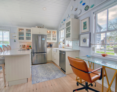 114 Jupiter Point Road - Photo Thumbnail 10