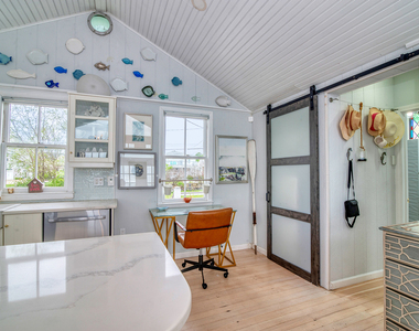 114 Jupiter Point Road - Photo Thumbnail 14