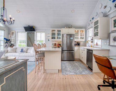 114 Jupiter Point Road - Photo Thumbnail 5