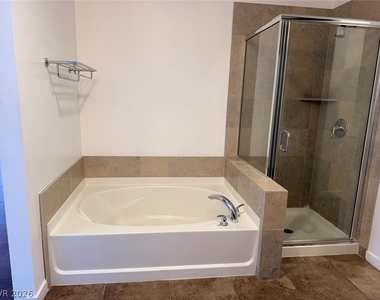 353 E Bonneville Avenue - Photo Thumbnail 8