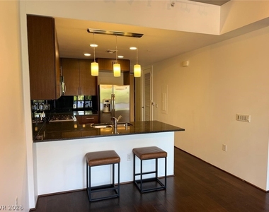 353 E Bonneville Avenue - Photo Thumbnail 1
