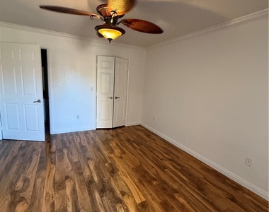 8101 W Flamingo Road - Photo Thumbnail 4