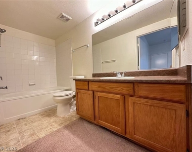 9620 W Russell Road - Photo Thumbnail 6
