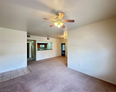 9620 W Russell Road - Photo Thumbnail 4