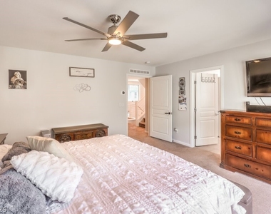 8086 Misty Canyon Avenue - Photo Thumbnail 6