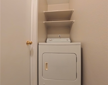 7885 W Flamingo Road - Photo Thumbnail 9