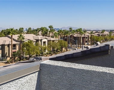 8040 Carpenter Creek Avenue - Photo Thumbnail 23